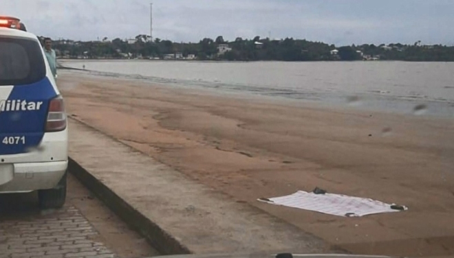 Perícia aponta afogamento como causa da morte de mulher encontrada em praia no ES 1