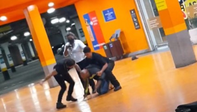 Laudo da perícia aponta asfixia como causa da morte de homem negro espancado em supermercado 1