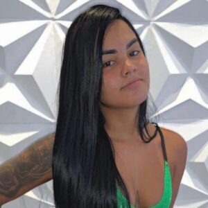 Perícia afirma que corpo achado na Baía de Guanabara é de jovem desaparecida 1