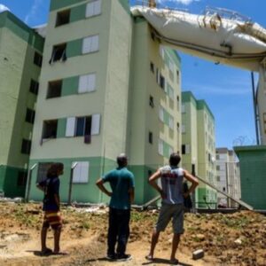 Construtora inicia perícia e caixas-d'água devem ser removidas 6